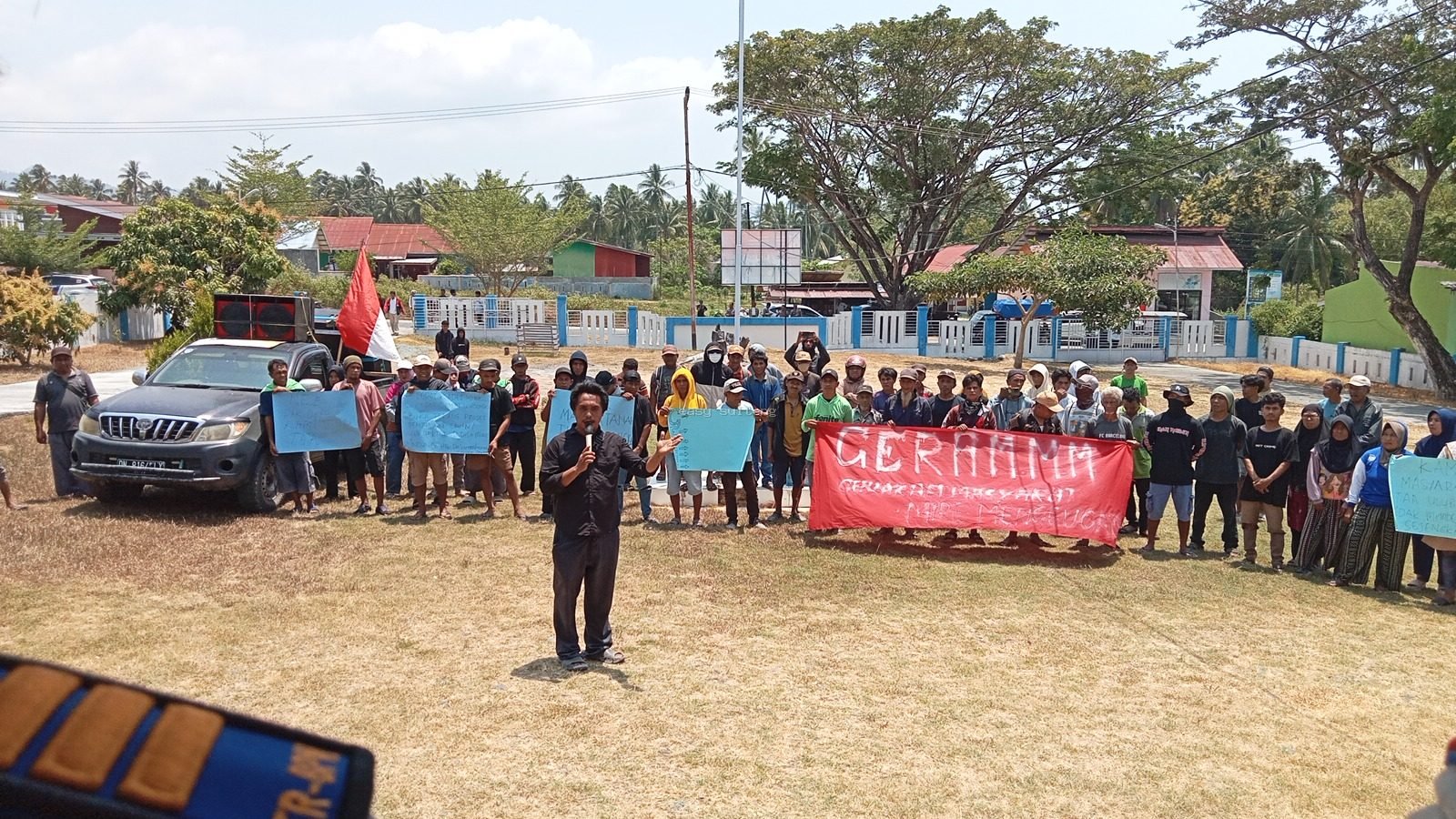 Aksi GERAM terkait persoalan tanah Desa Mire di Kabupaten Tojo Una-Una.